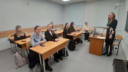 Лекция Марии Тихомировой